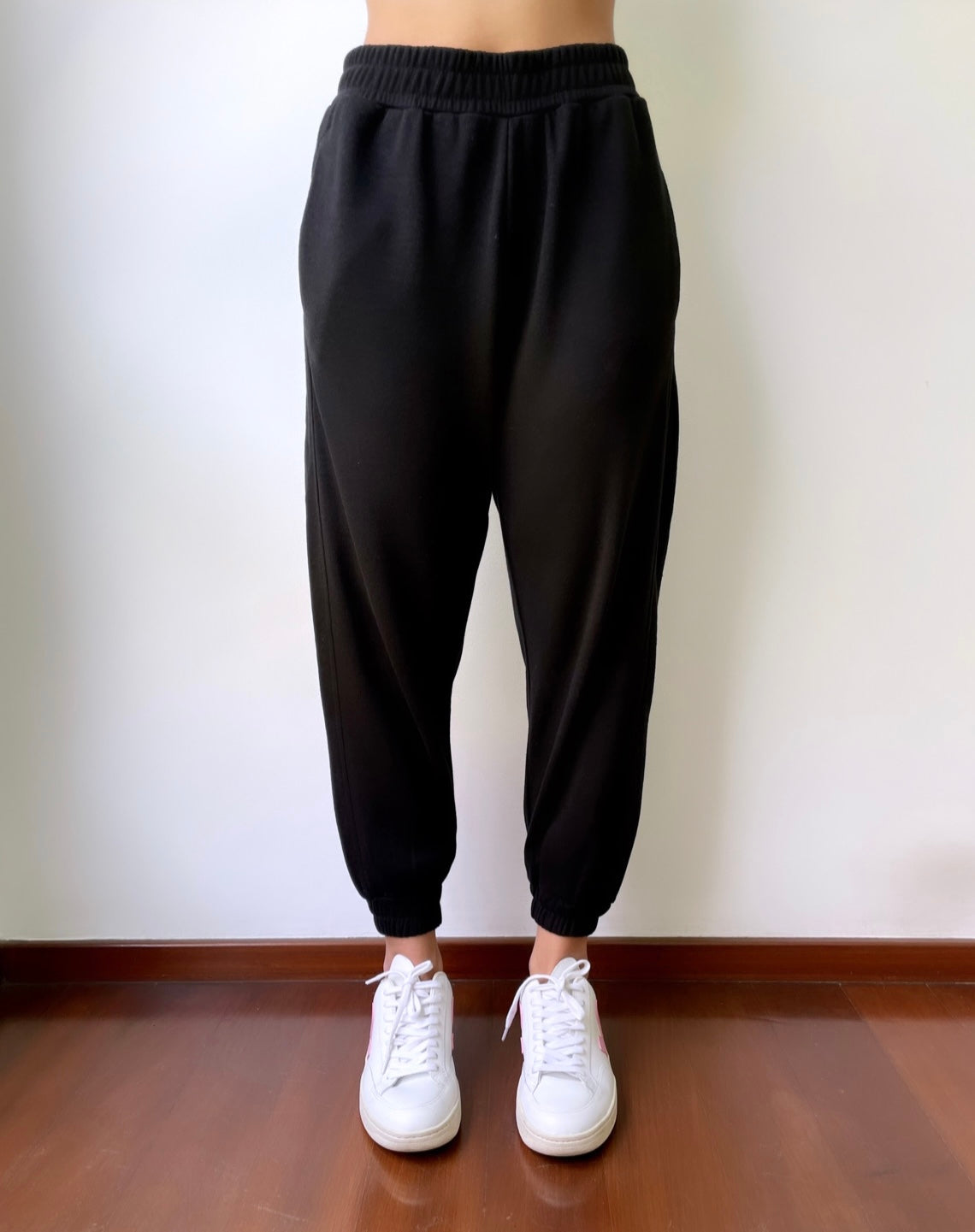 The Relaxed Jogger in Black